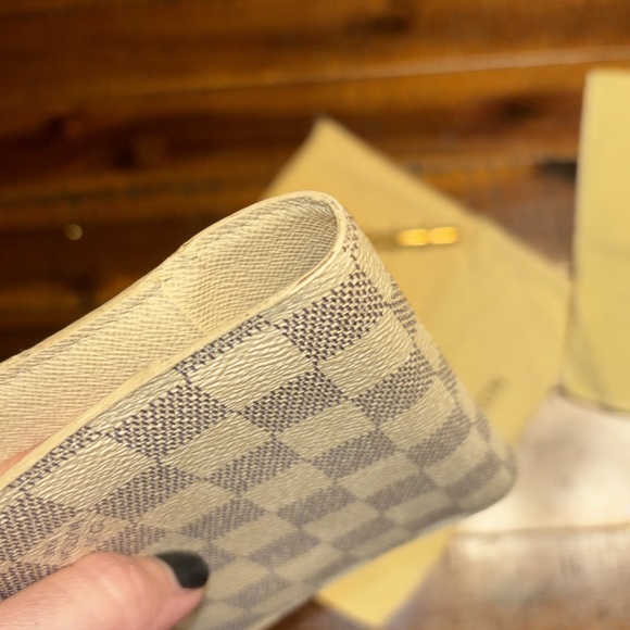 Louis Vuitton small agenda/wallet - Picture 9 of 12